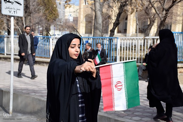 راهپیمایی بزرگ و با صلابت مردم شهرکرد در ۲۲ بهمن