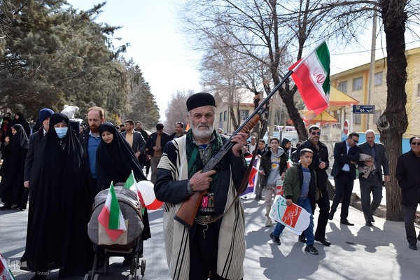 راهپیمایی بزرگ و با صلابت مردم شهرکرد در ۲۲ بهمن