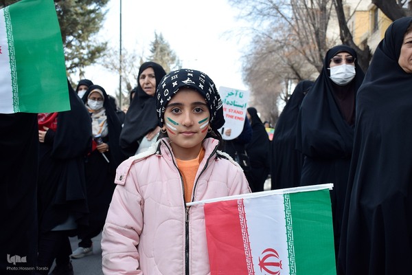 راهپیمایی بزرگ و با صلابت مردم شهرکرد در ۲۲ بهمن