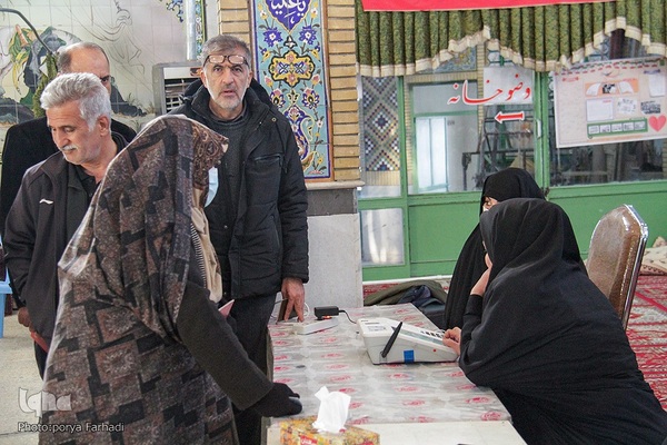 حضور بی نظیر مردم چهارمحال و بختیاری پای صندوق‌های رای