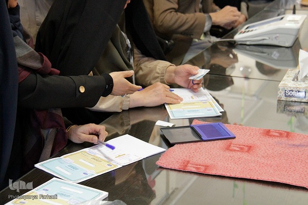 حضور بی نظیر مردم چهارمحال و بختیاری پای صندوق‌های رای