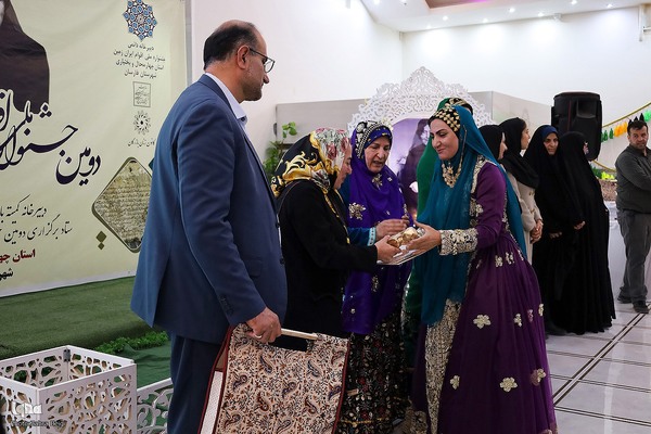 همایش گرامیداشت سردار بی بی مریم بختیاری در دومین جشنواره ملی اقوام و عشایر در چهارمحال و بختیاری‎