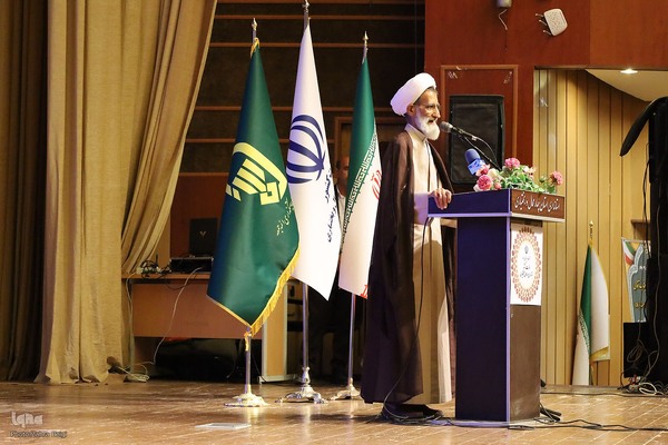 گزارش تصویری آیین تکریم و معارفه نماینده ولی فقیه در چهارمحال و بختیاری‎