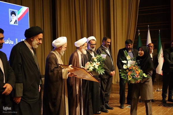 گزارش تصویری آیین تکریم و معارفه نماینده ولی فقیه در چهارمحال و بختیاری‎
