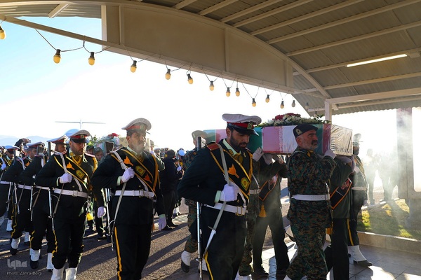 استقبال از پیکر شهدای گمنام در شهرکرد‎