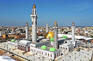 Masjid Masalik al-Jinnan di Senegal +Gambar