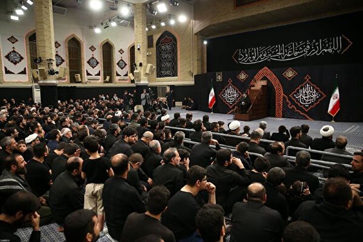 Majlis perkabungan Malam Asyura di Huseiniyah Imam Khomeini (r.a)