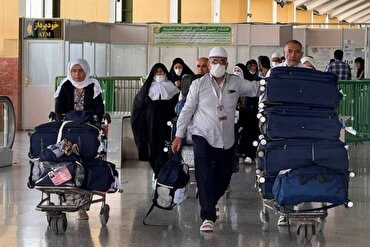 Voos de Retorno dos Peregrinos Iranianos do Hajj Retomados