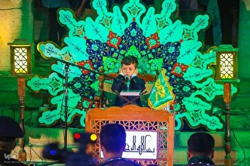 Коранический кружок у могилы Хафеза на Неделе единства